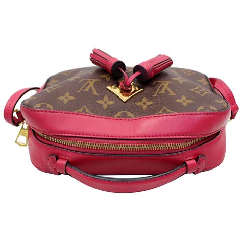 lv saintonge monogram